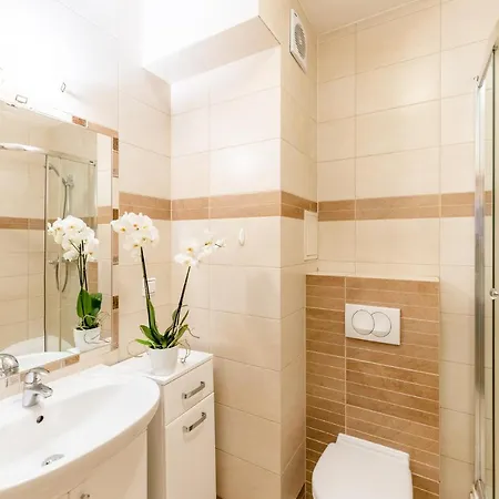 Kasprowicza Grey Apartment Kolobrzeg